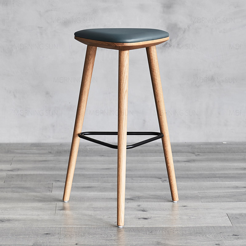 Modern Century 2021 iron bar stools supplier for sale-1